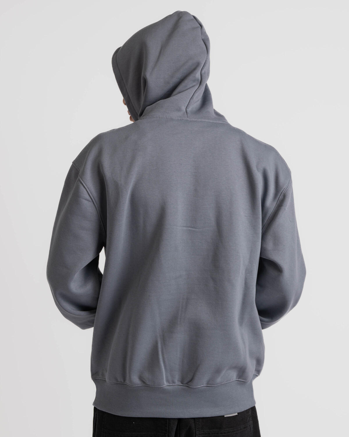 carhartt-wip-hooded-sweater-